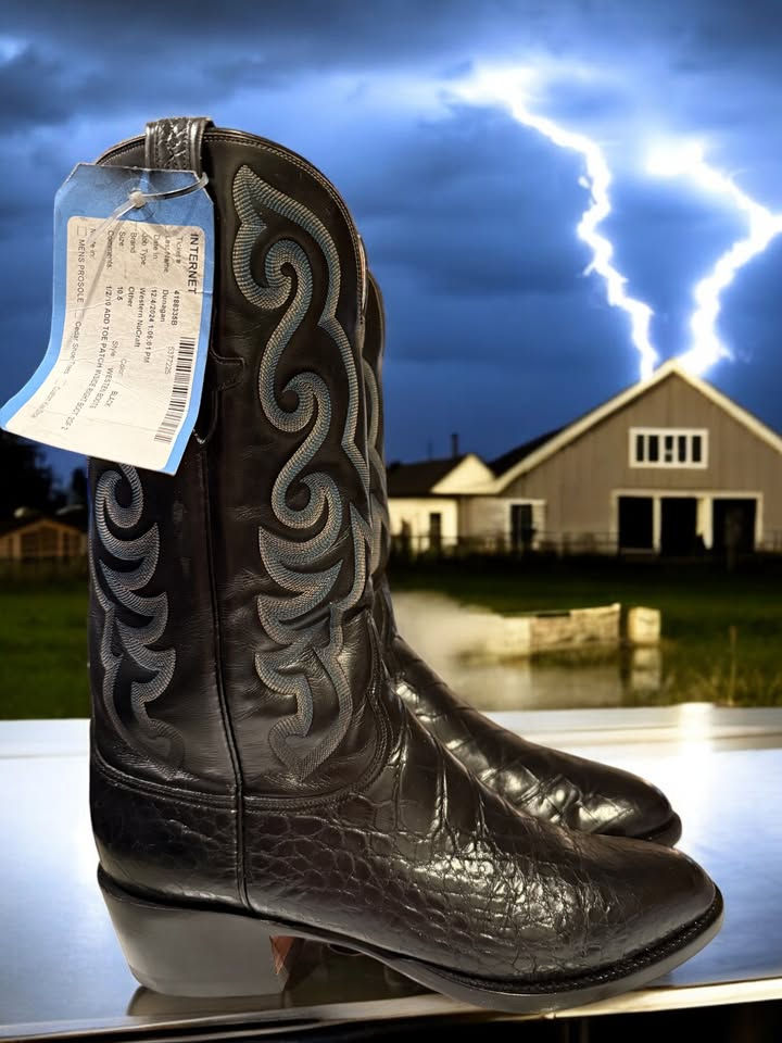 Thumbnail: Lucchese El Paso Black American Alligator Bias Cut Belly L6380 Sz 10.5-D RESTORE