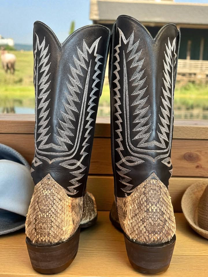 Thumbnail: Cowtown Exotic Southwestern Diamondback Rattlesnake J715 Size 9.5-D NICE! 976-21