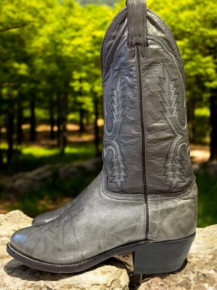 Thumbnail: Abilene Boot Co. Fantastic Grey Leather Style 6725 Sz 9-EE Made in USA 258-3719