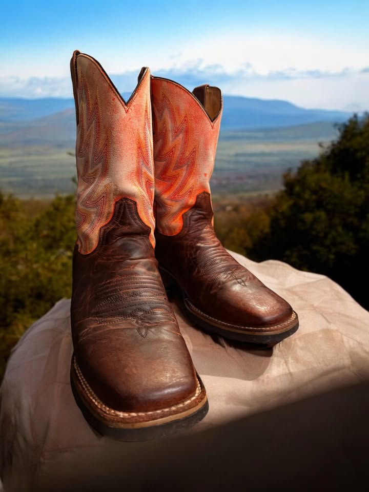 Thumbnail: Roper Authentic 3926 boots Size 11-D with GREAT PATINA 149-3485