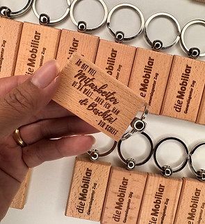 Personalisierte Firmengeschenke mit Logo – Schweiz