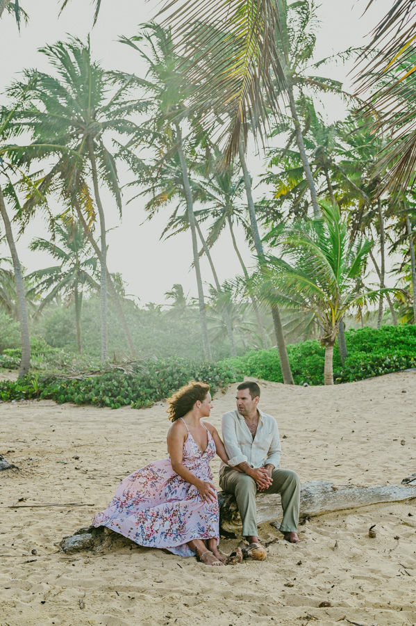 Couple celebrating their 25th wedding anniversary during a beach photoshoot in Punta Cana