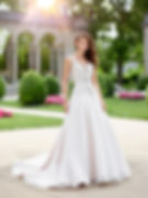 Discounted affordable wedding dress at Amour bridal in Cedar Park, TX