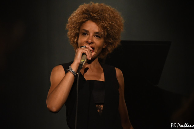 Sophie Thiam - Letrioso
