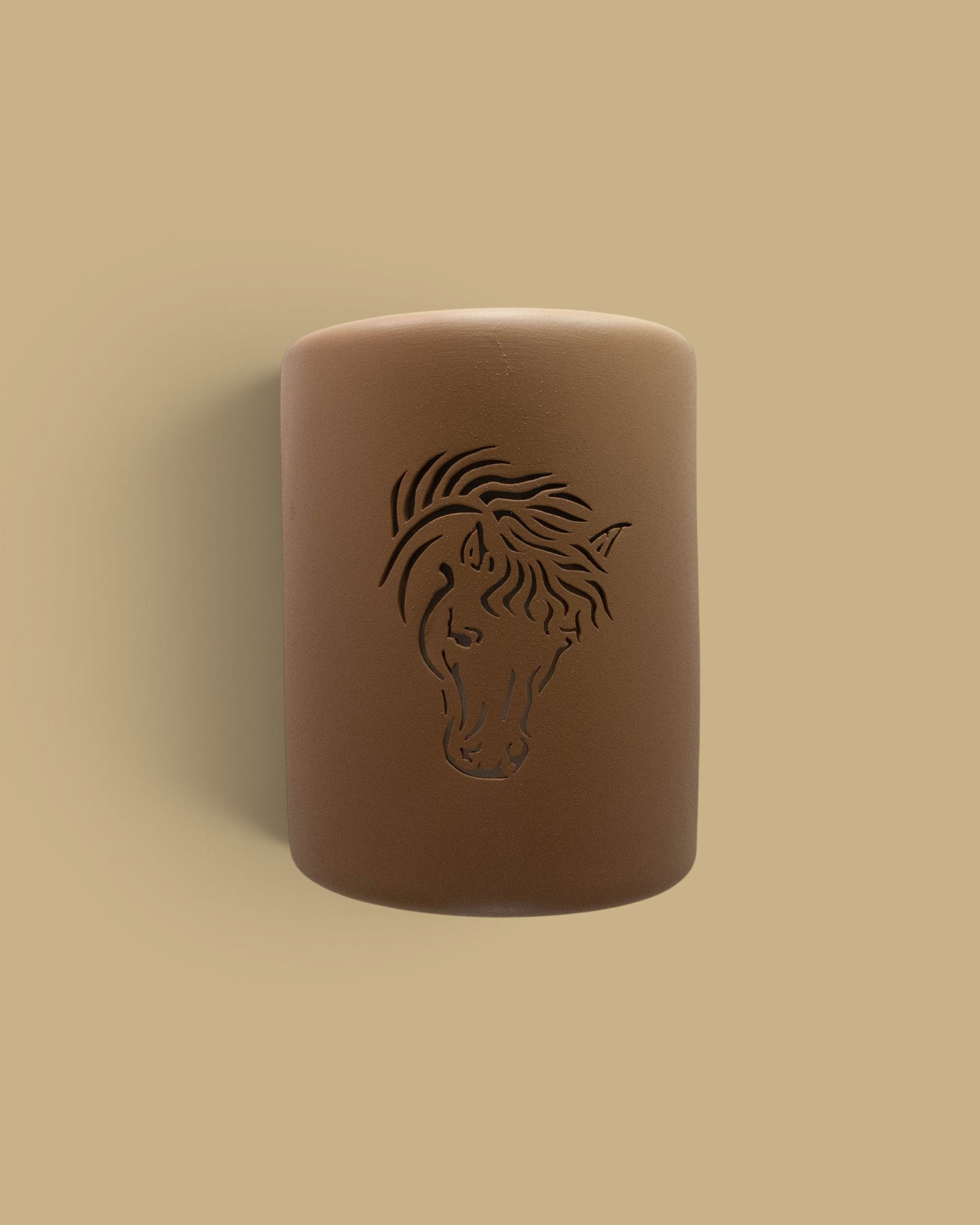 Medium cylinder design with horse design