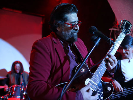 El blues de la Serpiente Elástica