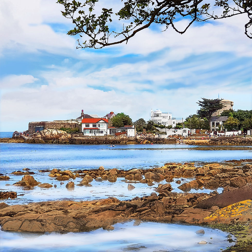 Thumbnail: By the seafront, Sandycove