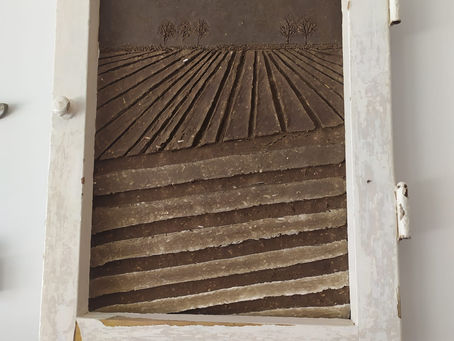 אמנות מן האדמה