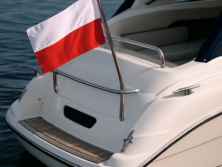Can a yacht registration be transferred from another country to Poland?