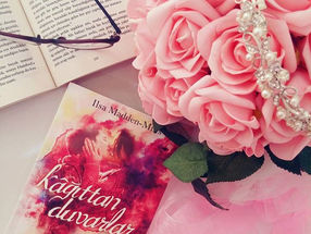 Kağıttan Duvarlar – Ilsa Madden Mills