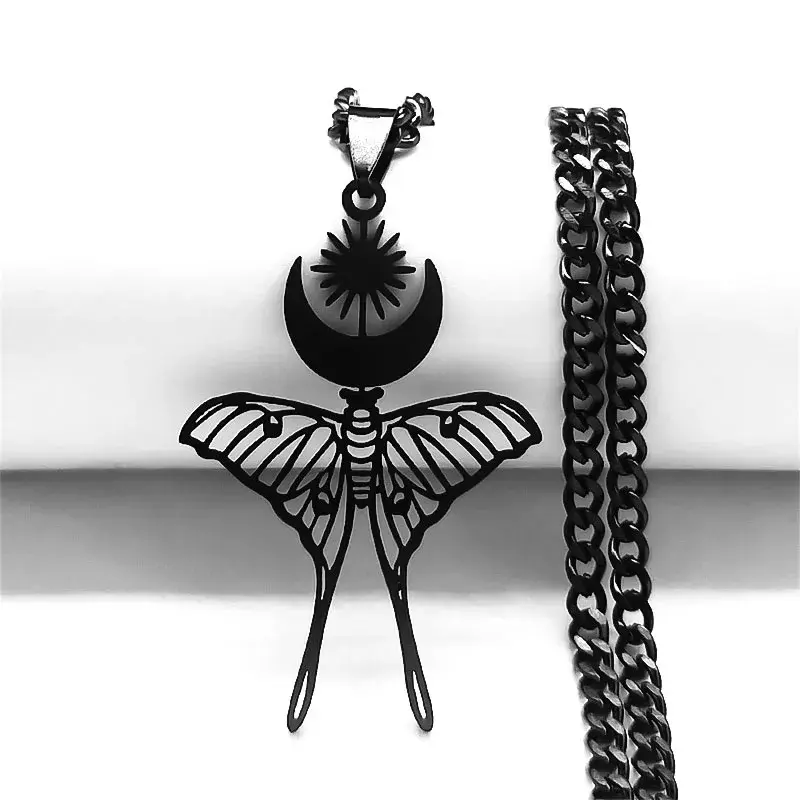 Thumbnail: Collier Choker Gothique Lune et Papillon - Lovely FAJA