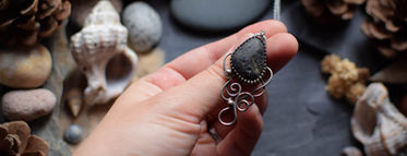 Pendentif Martel & Enclume celtique galet breton argent