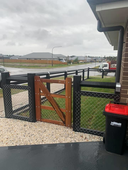 Park rail with chain wire