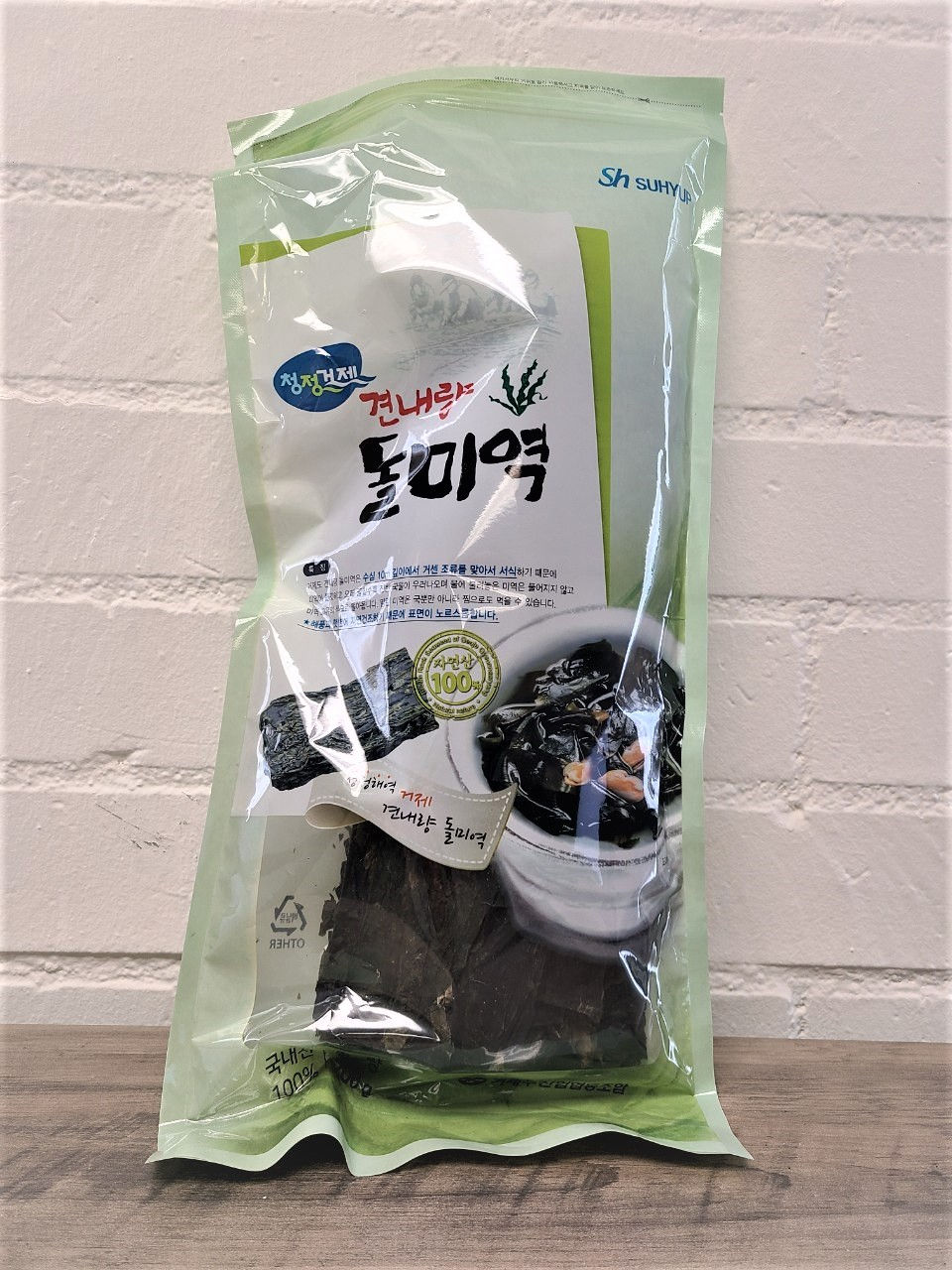 Thumbnail: 거제 견내량 돌미역 200g x3 pk (BOX)- Geoje Gyeonnaelyang Dried Sea Mustard