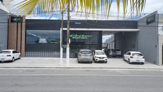 Faixada da unidade no centro de Maceió