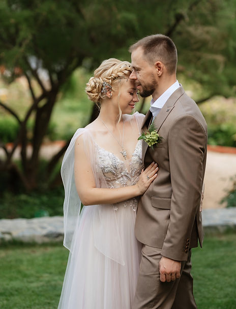 dreamy outdoor boho wedding bride and groom and reception (30).jpg