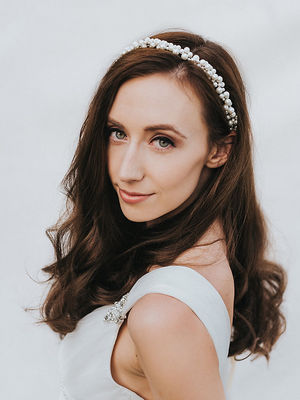 Lustre Pearl Hair Vine