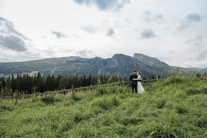 boho bride and groom countryside 187