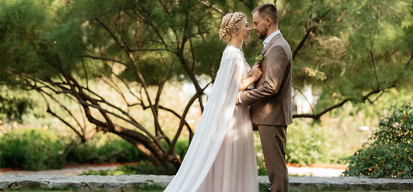 dreamy outdoor boho wedding bride and groom and reception (34).jpg