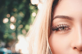 How To Choose The Right False Lashes For Your Wedding Day