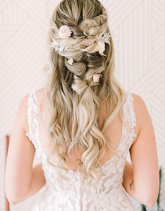 Romantic half up hairstyle by Styled by Jordan