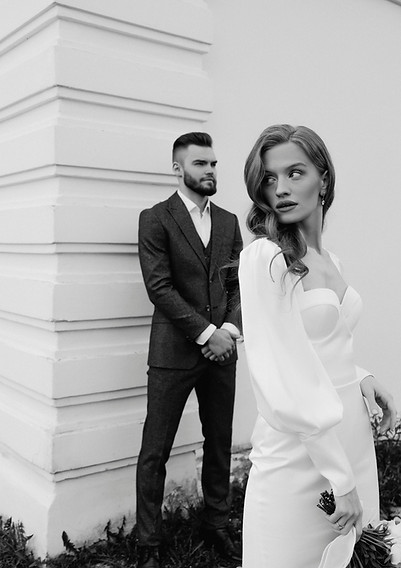 elegant editorial bride and groom 222