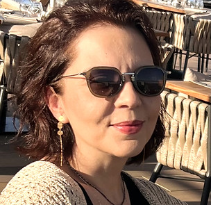 profile picture_edited.jpg