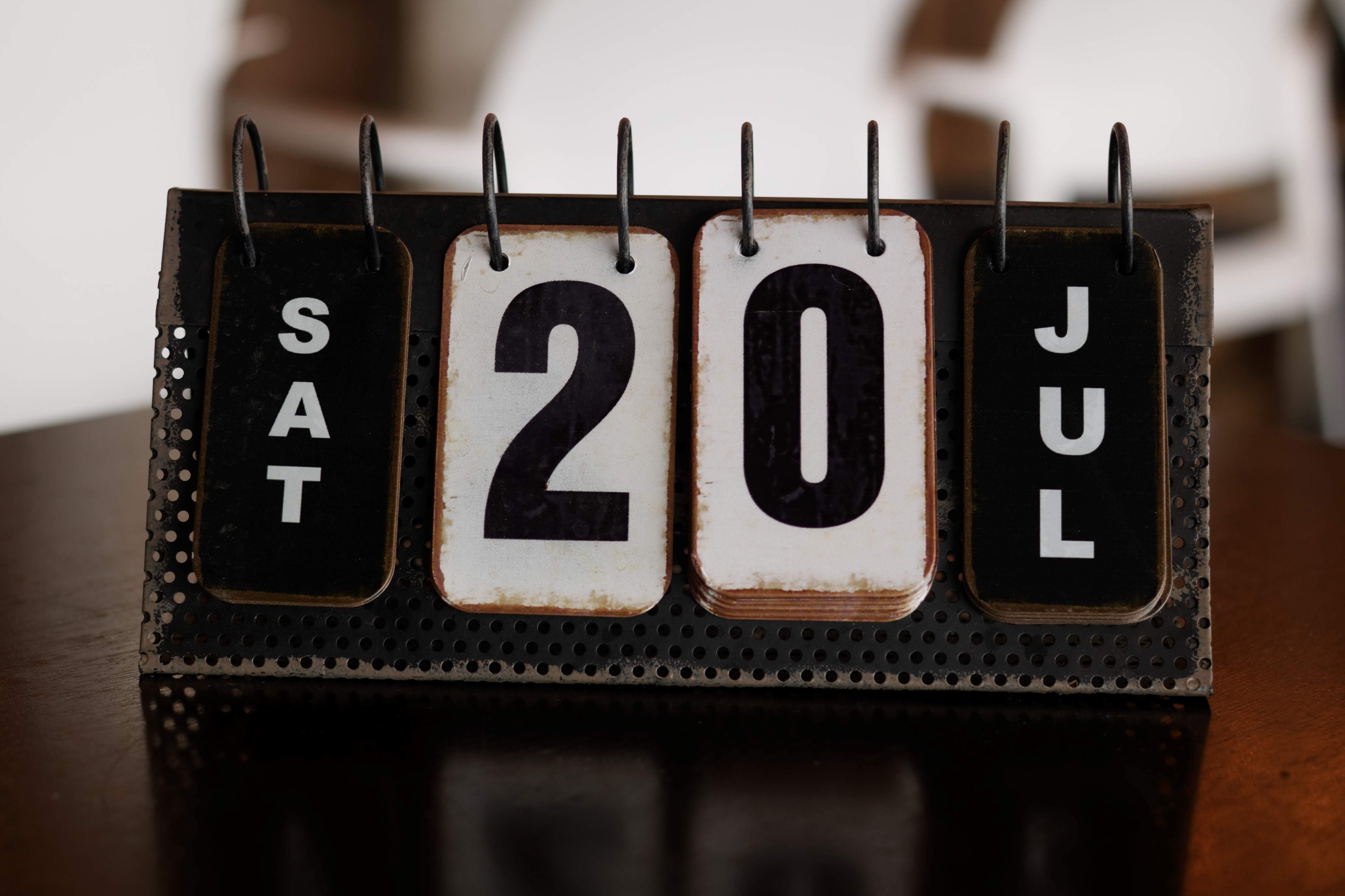 Flip Calendar