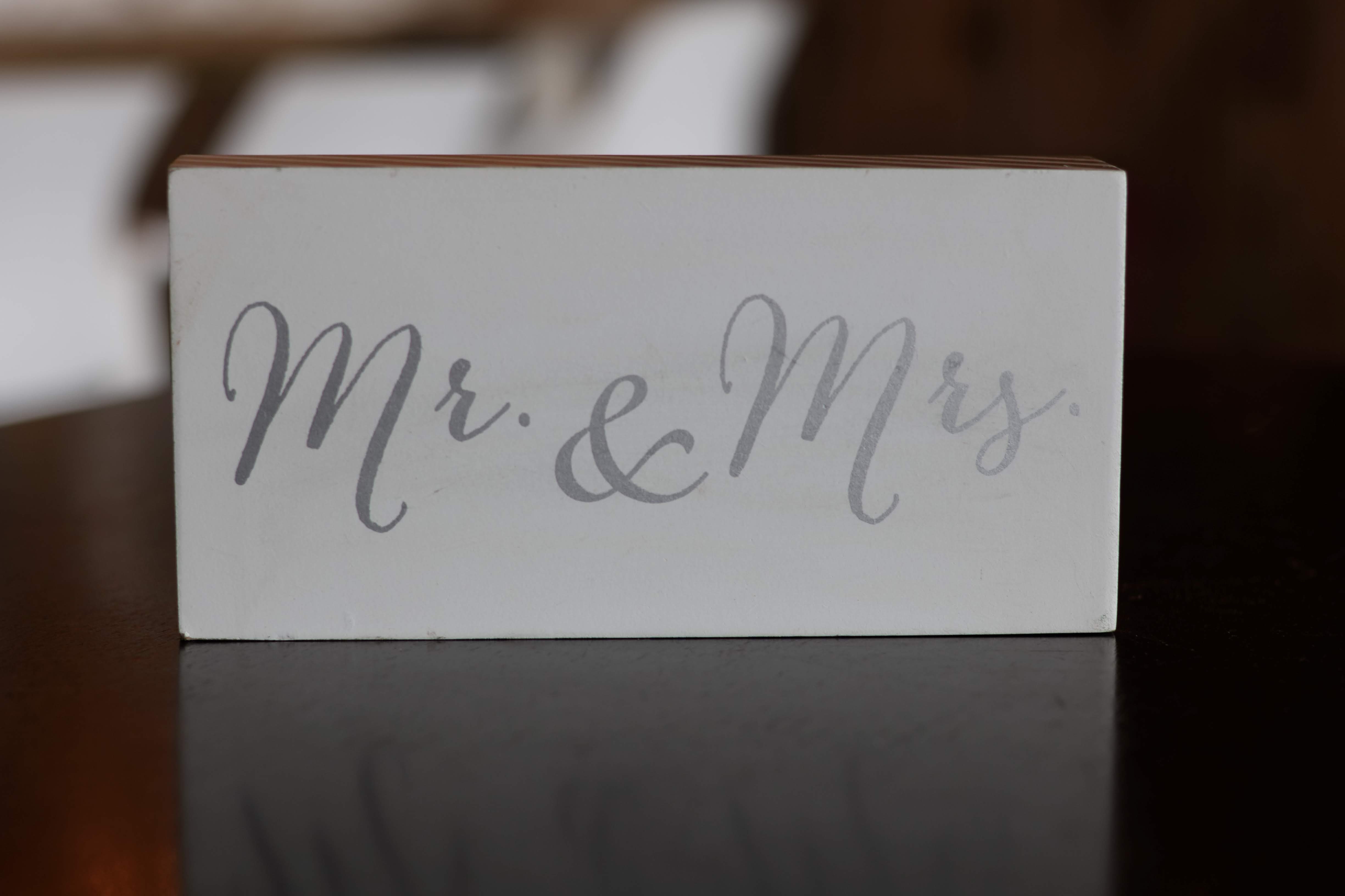 White Block Mr. & Mrs.