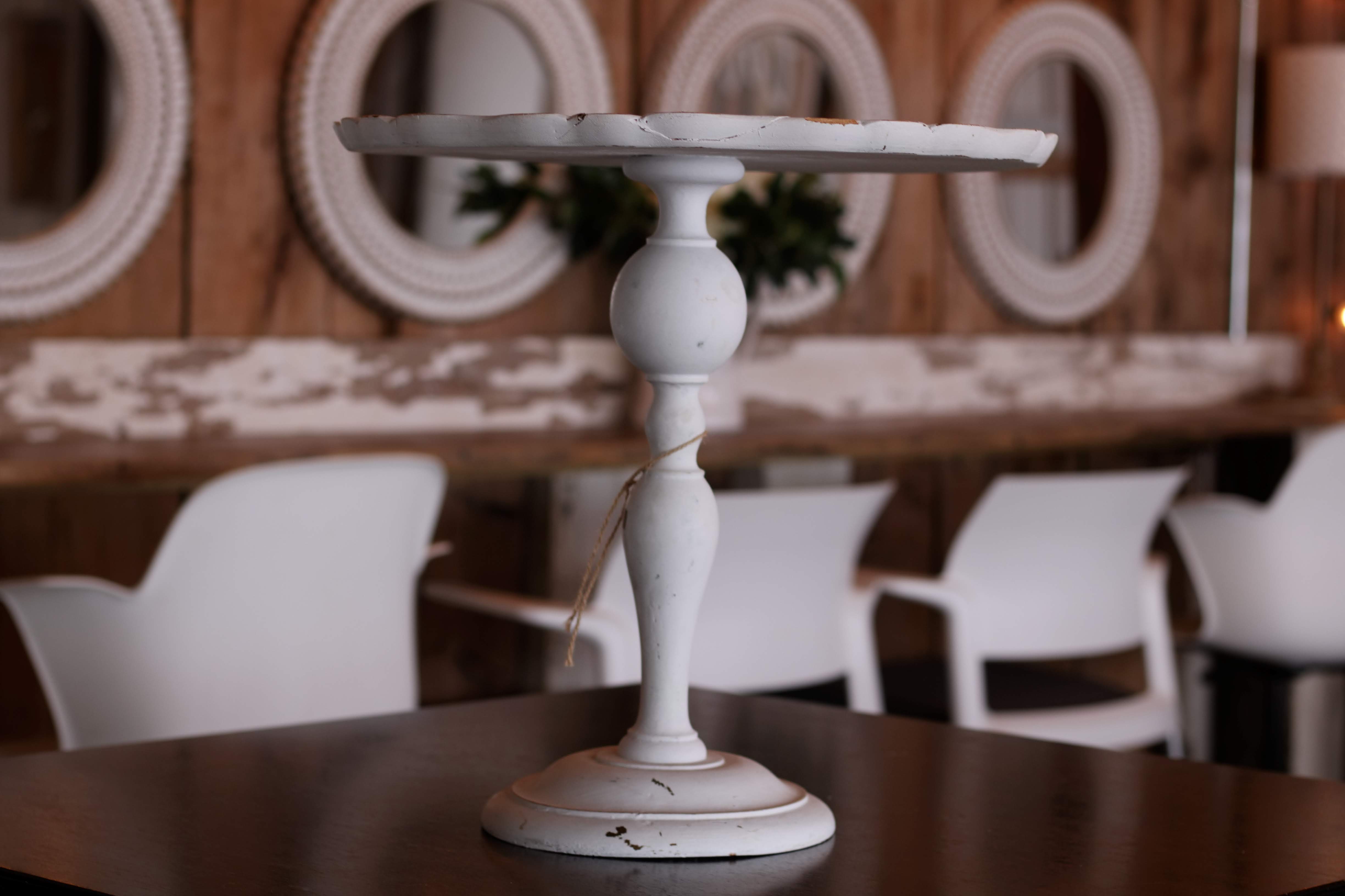 White Cake Stand