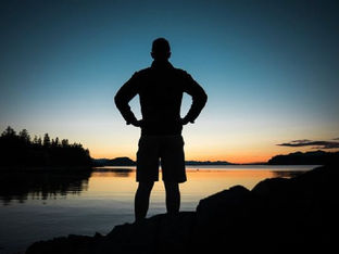 “Άλλαι μεν βουλαί ανθρώπων, άλλα δε Θεός κελεύει”