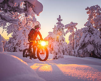 This trip is perfect from people new to mountain biking to experienced riders. We tailor the experience to suit your riding abilities! As long as you can ride a regular bike, you are ready to enjoy the trip! Our special e-fatbikes make even riding uphill easy and fun on the snowy winter trails!