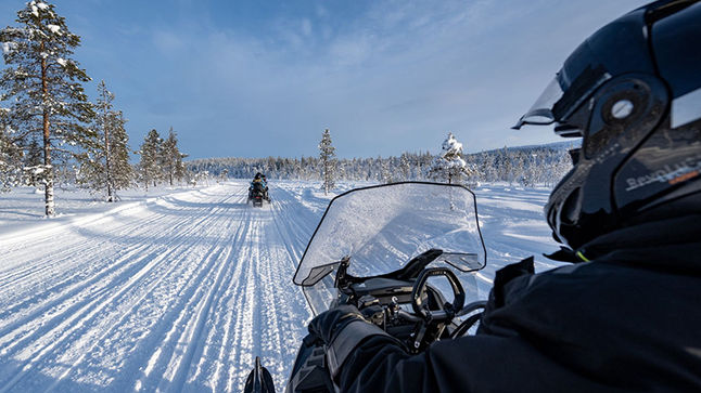 Daytime Snowmobile Safari Levi 