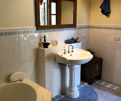Boutique Accommodation Cottages On Edward Deniliquin