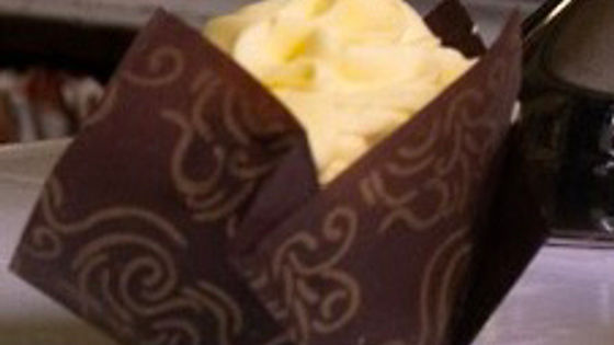 Lemon Drop Velvet Cupcake