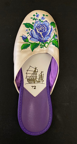Slipper front