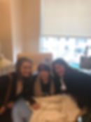  Lisa Marzullo with her family, while receiving her eighth chemotherapy treatment for breast cancer at Memorial Sloane Kettering Cancer Center in New York