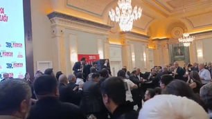 CHP Konya İl Kongresi’nde arbede çıktı