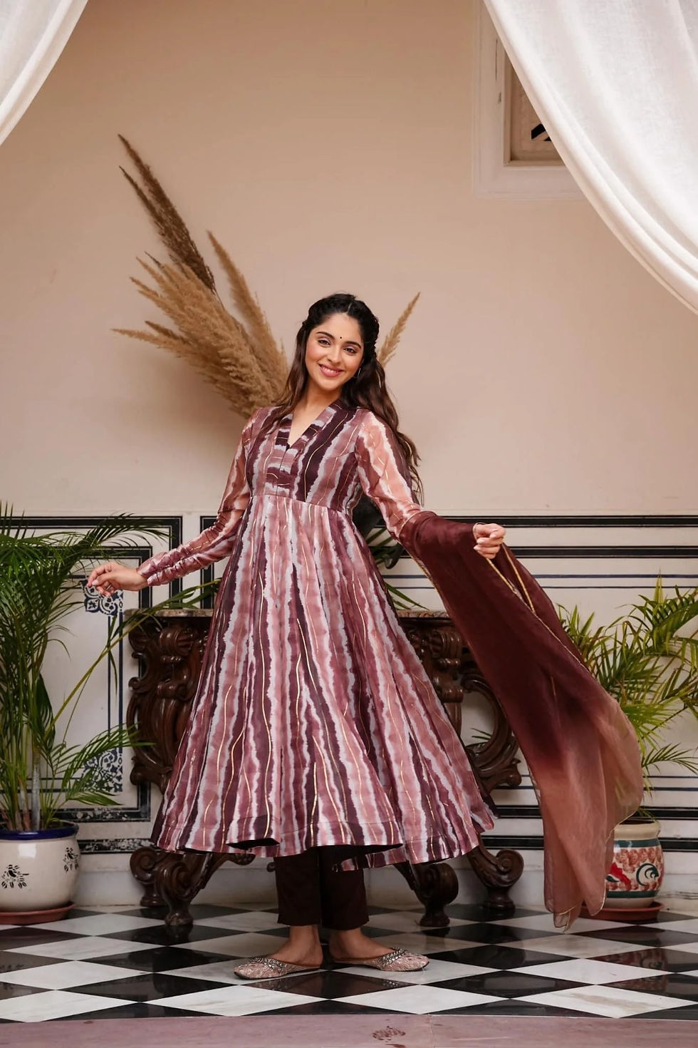 Thumbnail: Golden Print Organza Gown Set