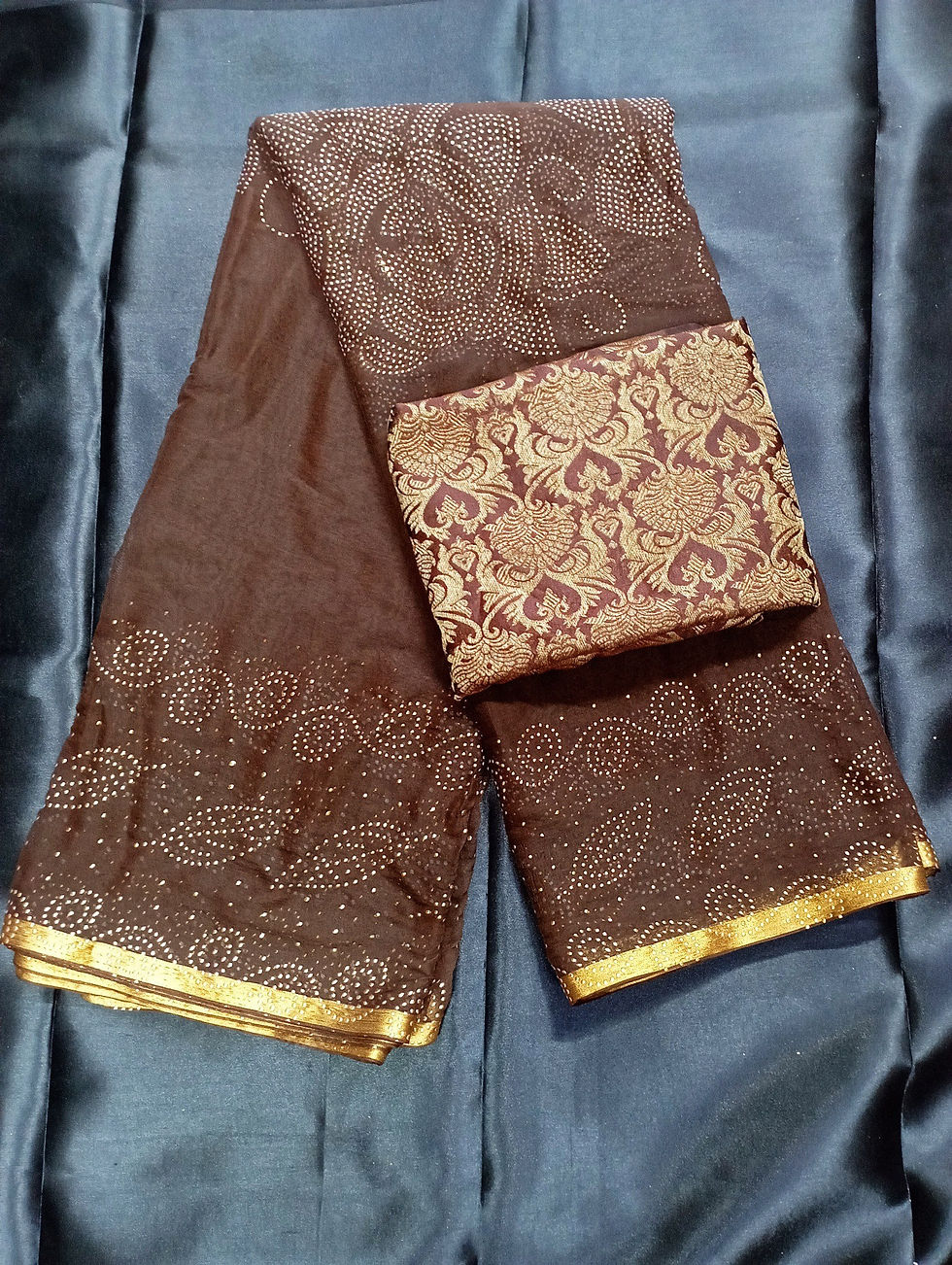 Brown Printed Bollywood Chiffon Saree Saree Blouse