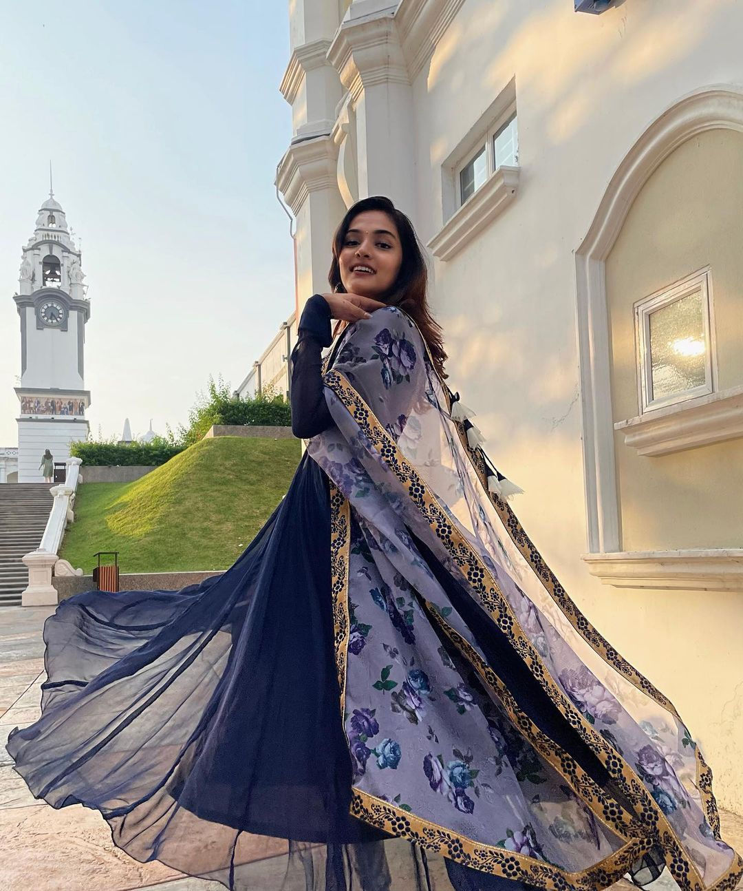 Elegant Georgette Anarkali Gown Set|Mavilife