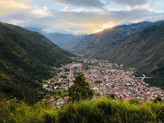 baños de agua santa.png
