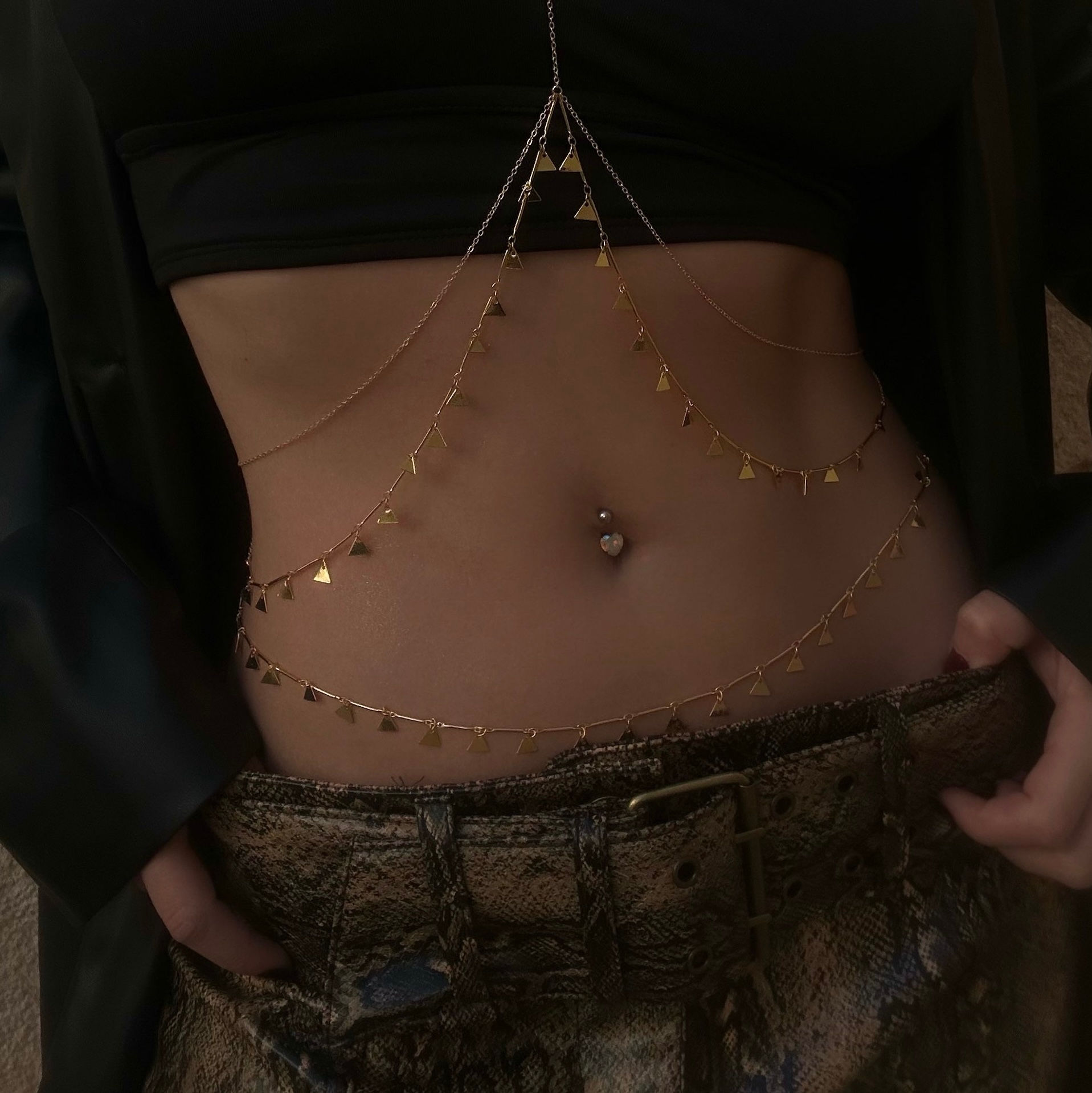 14k Altın Kaplama Üçgen Detay Bel Aksesuarı