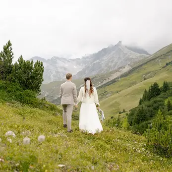 Hochzeit mit Bergkulisse in Österreich