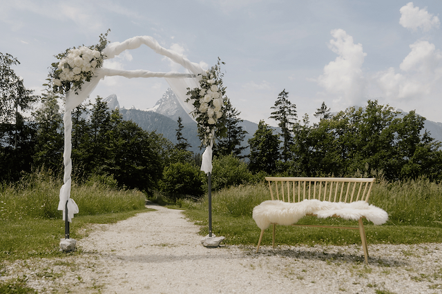 Traubogen für freie Trauung Kulturhof Stanggass - Kerim Kelmendi Fotografie