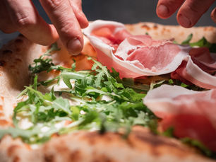 Glutenfreie Pizza von Positano; genussvoll, sorgfältig und glutenfrei zubereitet.