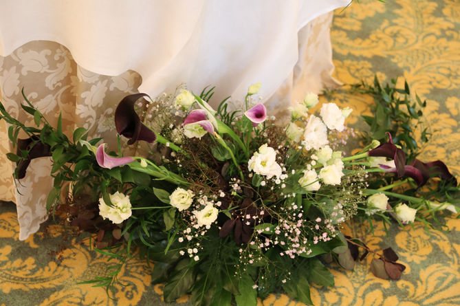 dettaglio floreale tavolo sposi matrimonio Federica Alfredo Grand Hotel des Iles Borromèe Lago Maggiore Il Fiorista di Mauro Barcellini
floral detail sweetheart table wedding Federica Alfredo Villa Aminta Lake Maggiore Il Fiorista di Mauro Barcellini