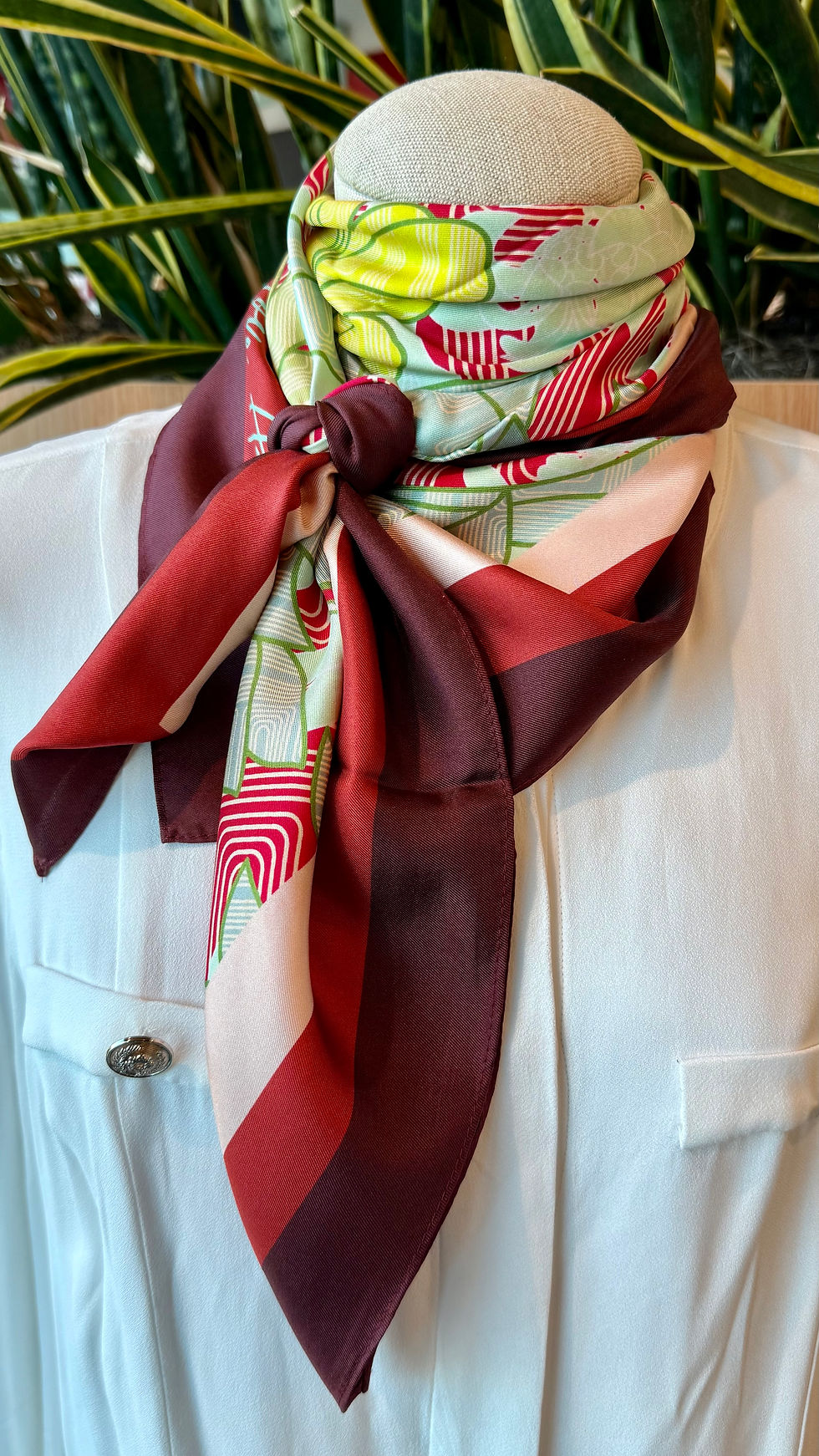 Thumbnail: Elegant Silk Neck Scarf