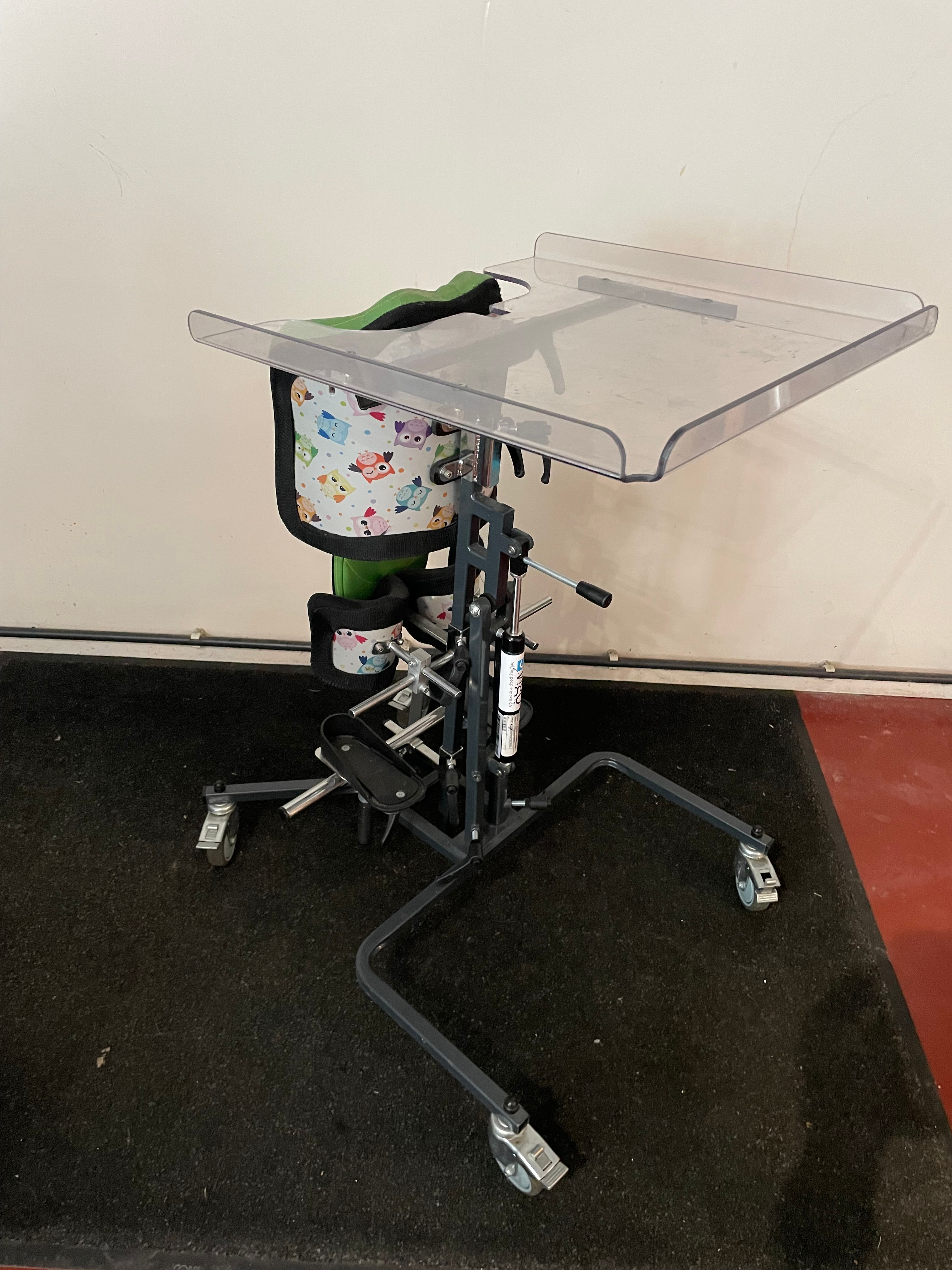 Standingframe met afneembaar werkblad