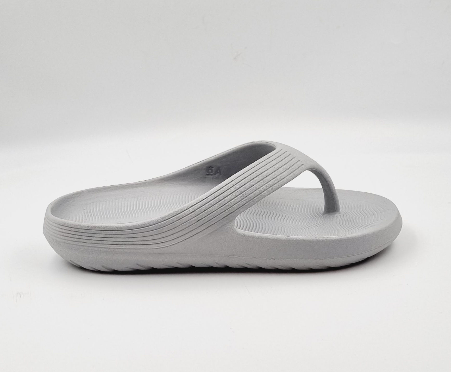 Step into relaxation with Pros V Strap slippers – perfect for both comfort and style for men and women